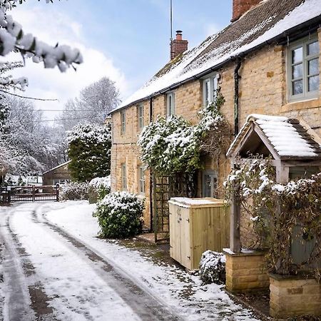 Charming 17Th Century Cotswold Cottage Adlestrop Екстер'єр фото