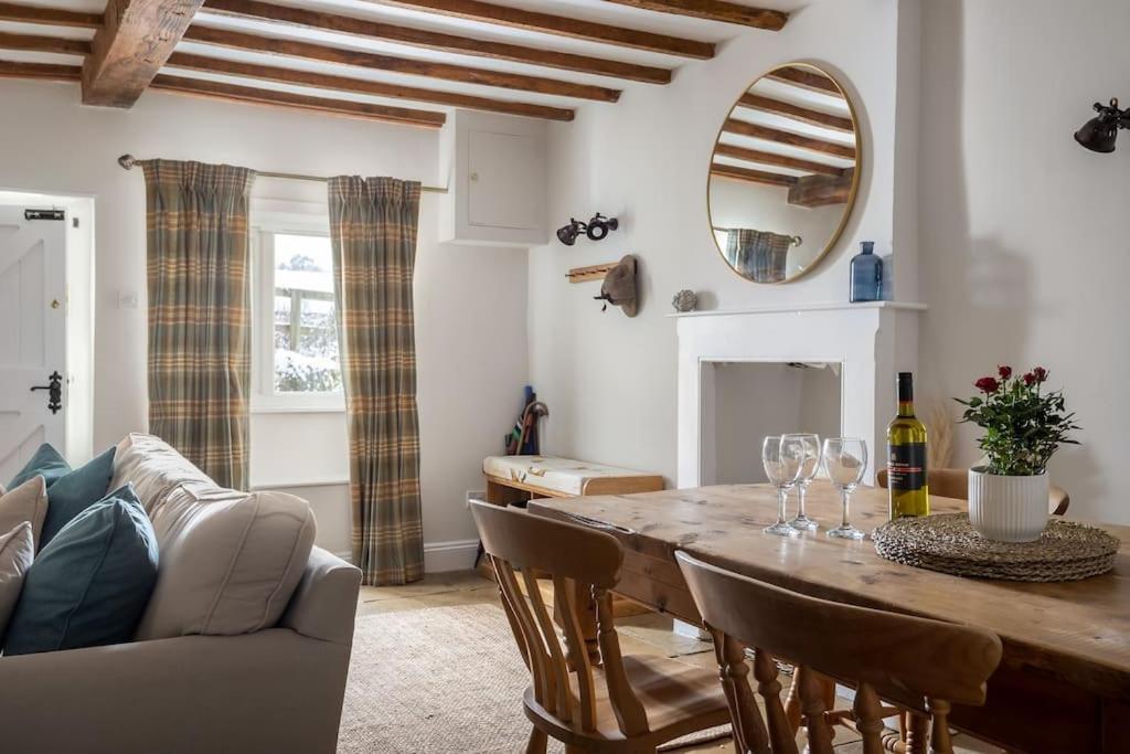 Charming 17Th Century Cotswold Cottage Adlestrop Екстер'єр фото