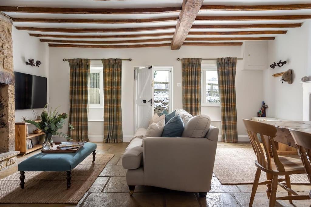 Charming 17Th Century Cotswold Cottage Adlestrop Екстер'єр фото